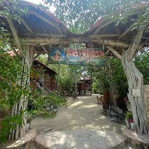 Ida Y Vuelta Hostel